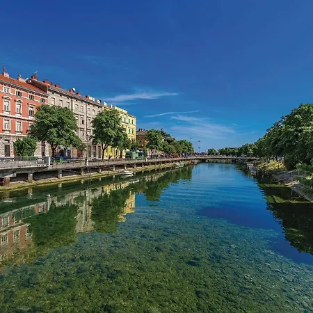 Apartment Gorgeous In With House Sea View Rijeka