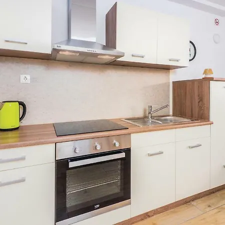 Gorgeous In With House Sea View *