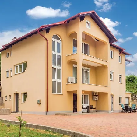 Gorgeous In With House Sea View