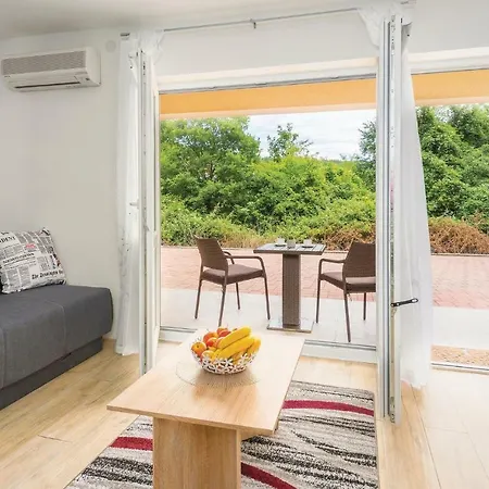 Apartment Gorgeous In With House Sea View Rijeka